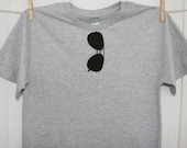 THE ORIGINAL Aviator Sunglasses Mens T Shirt in Heather Grey