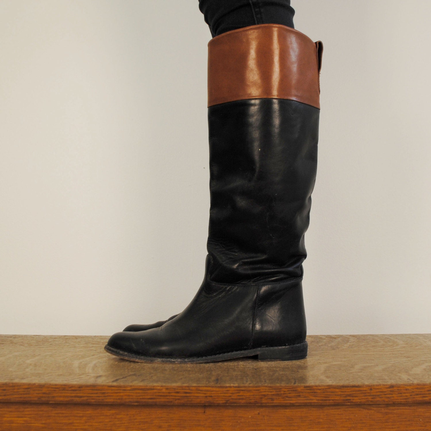 vintage boots / riding boots (size 6.5) - maisondhibou