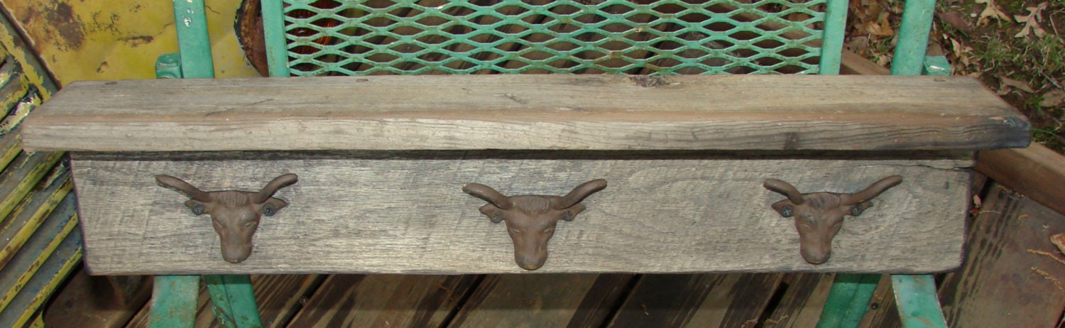 Barn Wood Coat Rack or Towel Rack 3 Iron Bulls for Hangers Rustic Cool