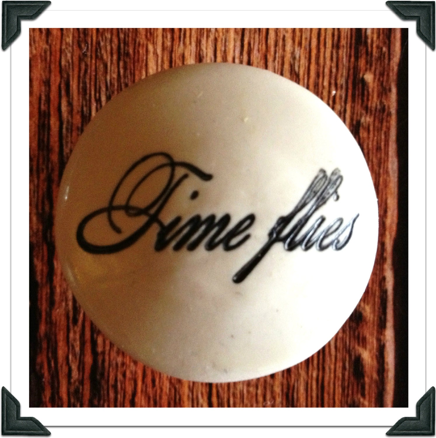 Time Flies Knob