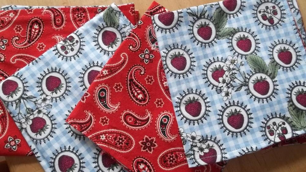 Set of Four Double Sided Cotton Napkins Strawberries and Paisley
