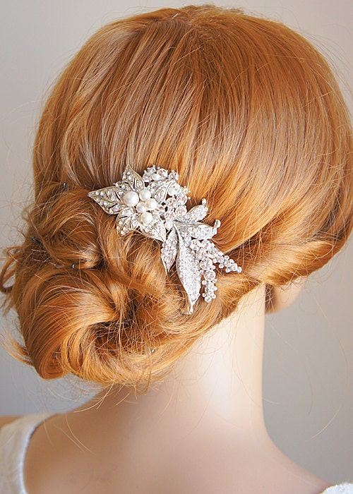MAITE, Vintage Style Bridal Hair Accessories, Swarovski Crystal and Pearl Wedding Hair Comb, Flower Bouquet and Leaf Wedding Hairpiece