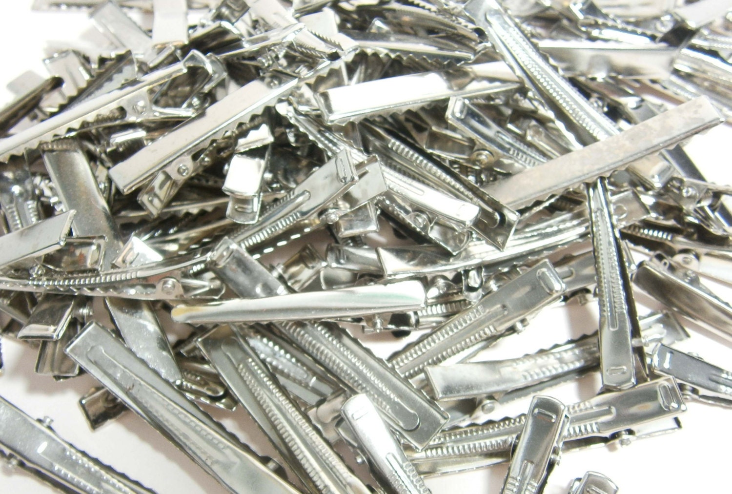 100 Pack of Blank Hair Clips