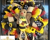 Burlap Bumble Bee Mesh Wreath