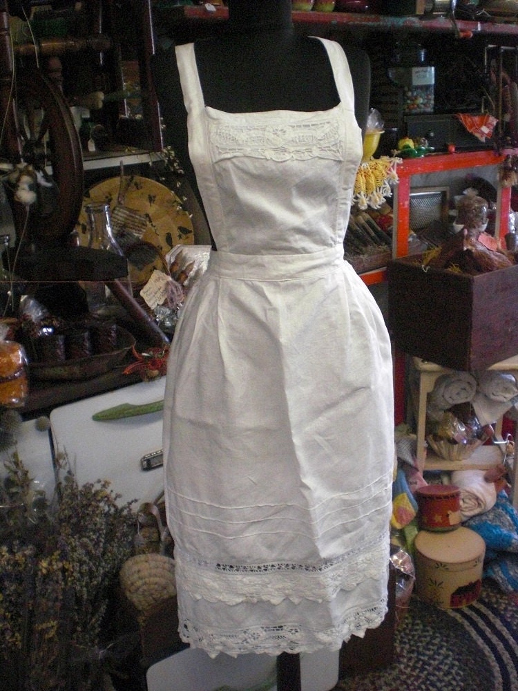 Vintage Battenberg Lace Apron
