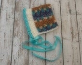 ON SALE - Crochet baby hat - Baby Photo Prop - Bonnet hat - Pixie hat