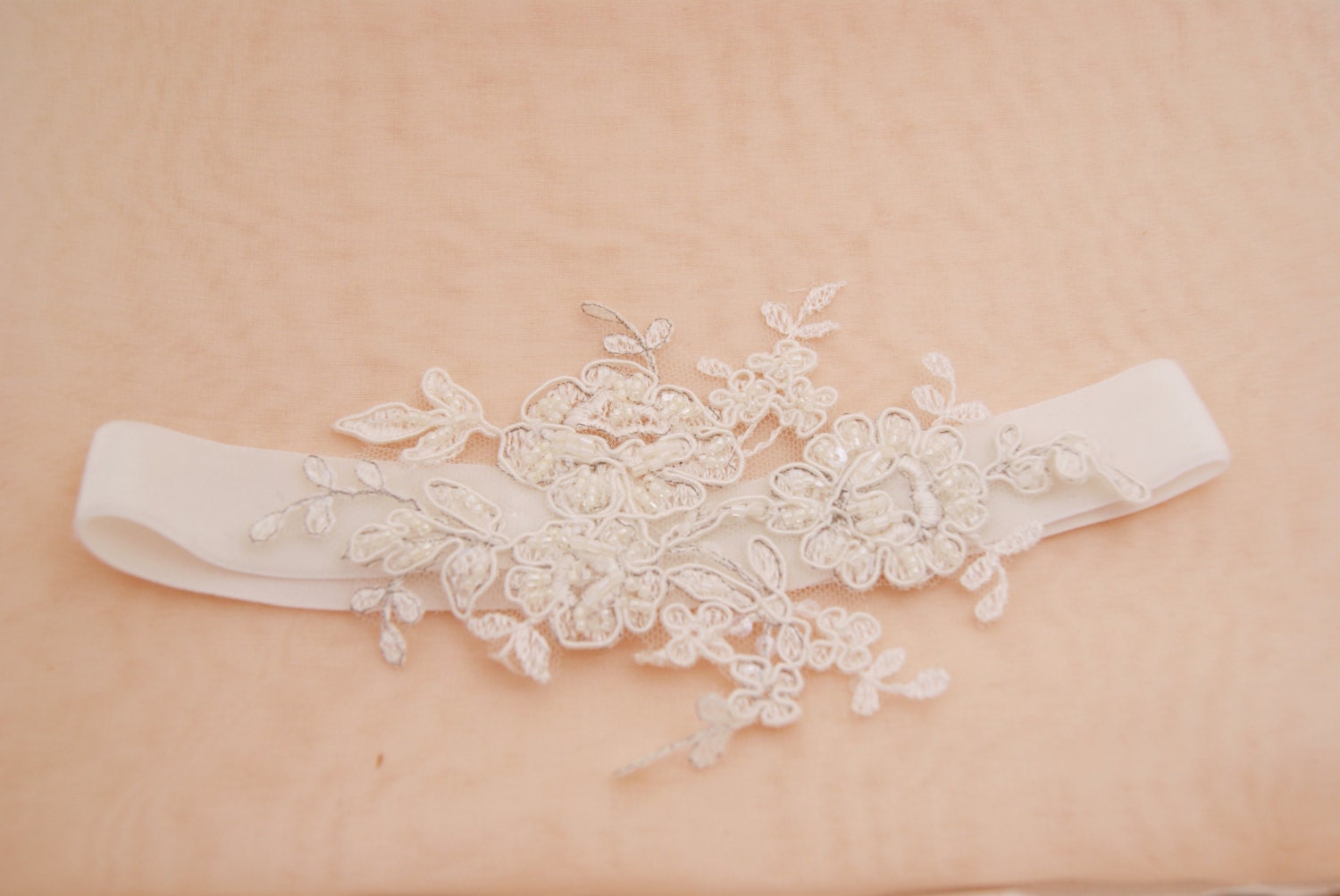 ivory garter with beaded lace applique - SARA