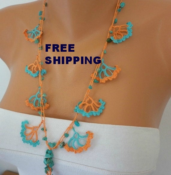 FREE SHIPPING - Crocheted Necklace oya flower with semiprecious stones - Flower