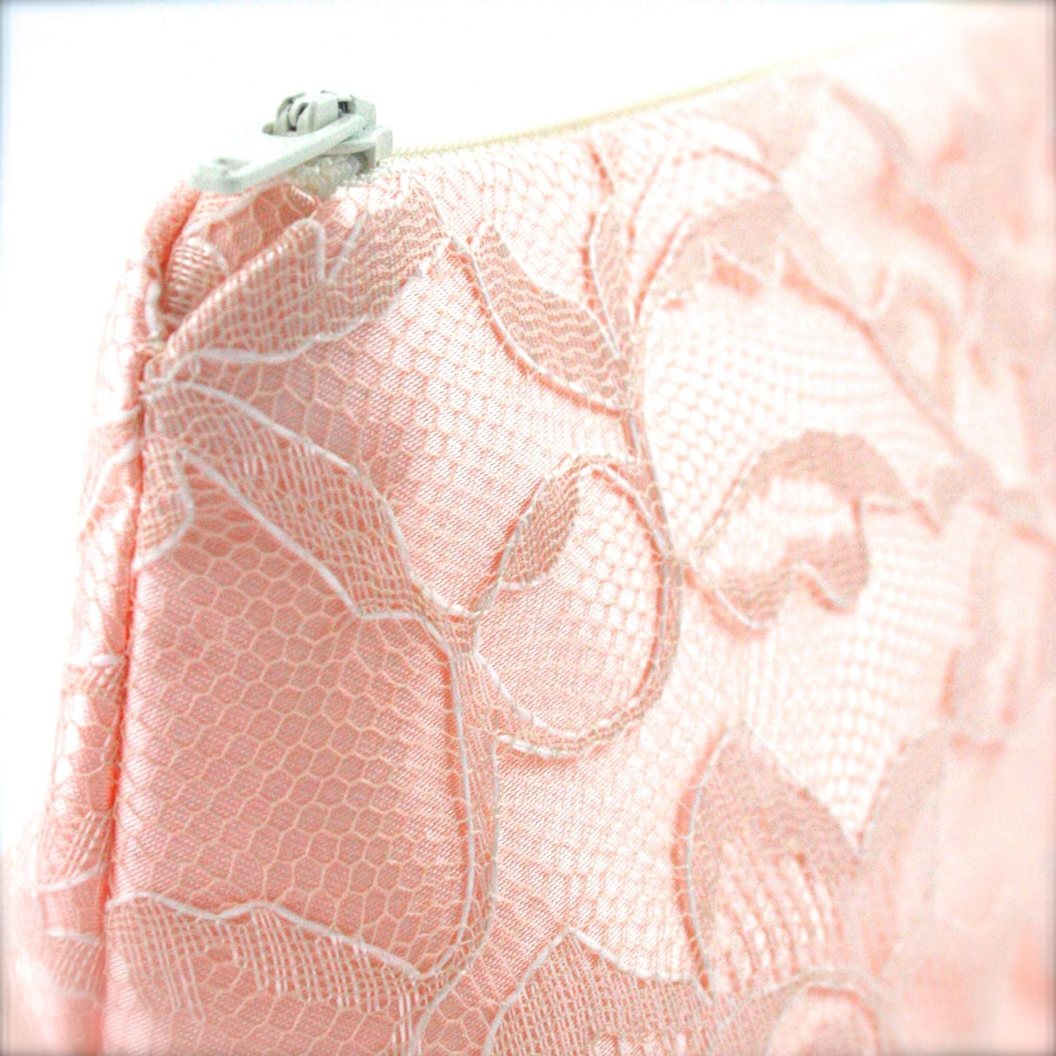 Lace Bridesmaid Gift Blush Pink & Vintage Cream Wedding Cosmetic Bag - Wedding Favor, Bridal Accessory, Vintage Wedding, Bridal Clutch