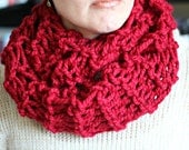 Cowl on Me - Red Simple Infinity Cowl