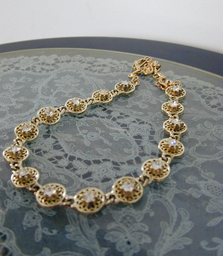 Coro Signed Vintage Rhinestone necklace - at KonniesPlace