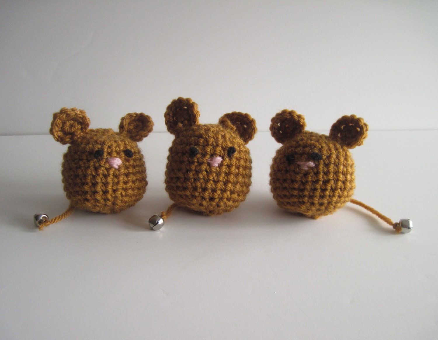 Crochet Cat Mouse Toy:  Premium Catnip (Set of 3) In Honey Brown