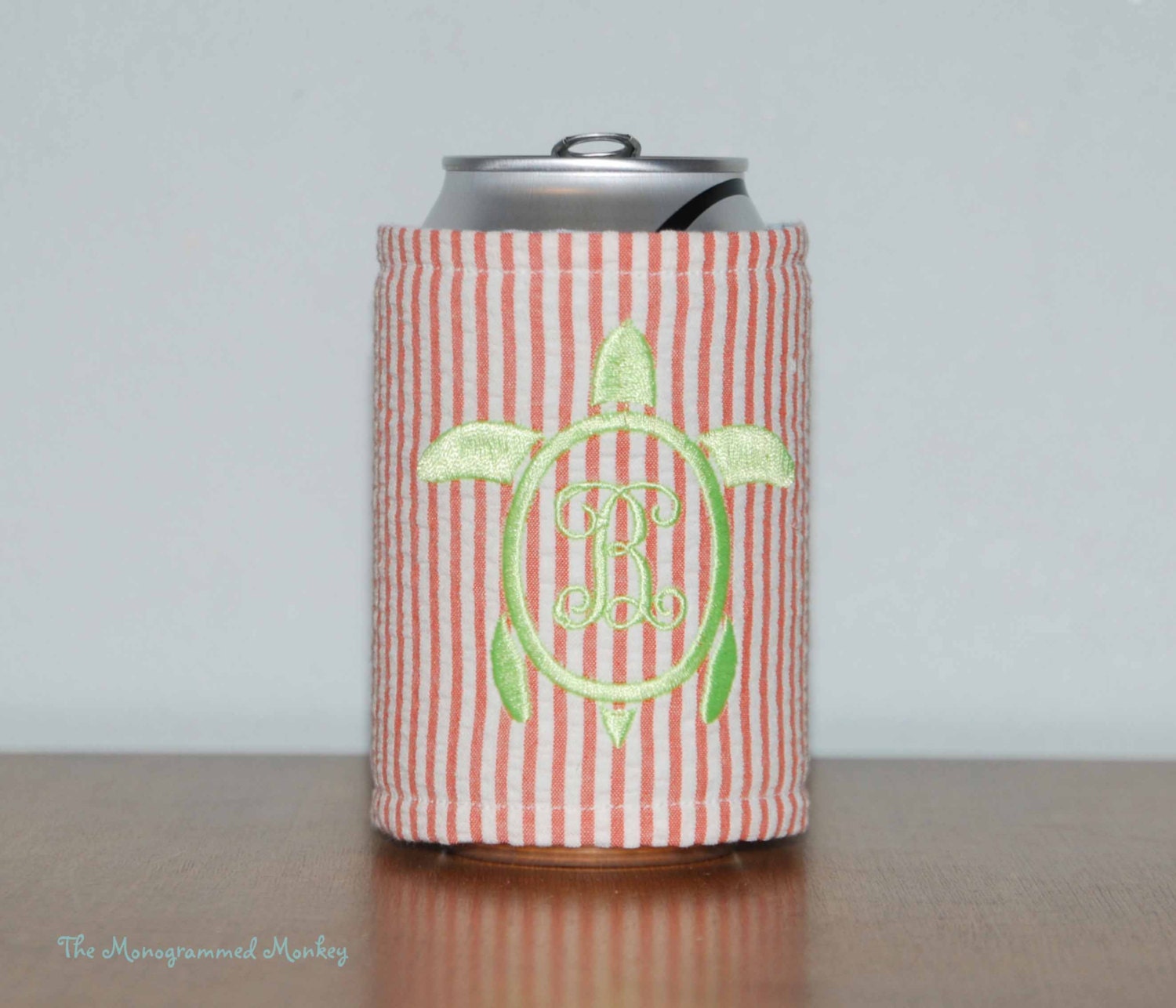 Custom Boutique Turtle Seersucker Personalized Monogrammed Insulated Drink Can Koozie Cozy Coozie Drink Hugger Drink Huggie Coosie Koosie