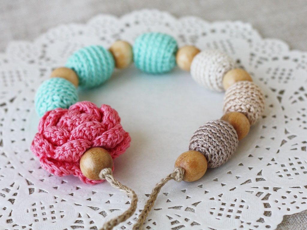 Pink mint nursing necklace with flower Baby shower gift for mom to be New mom Expectant mother Floral jewelry Summer fashion Pastel