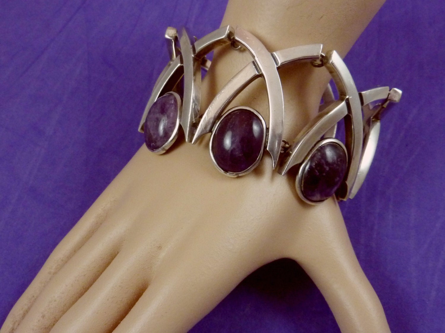 Antonio Pineda DSGN Taxco Massive Sterling Silver Amethyst 158 Gram Bracelet 15630