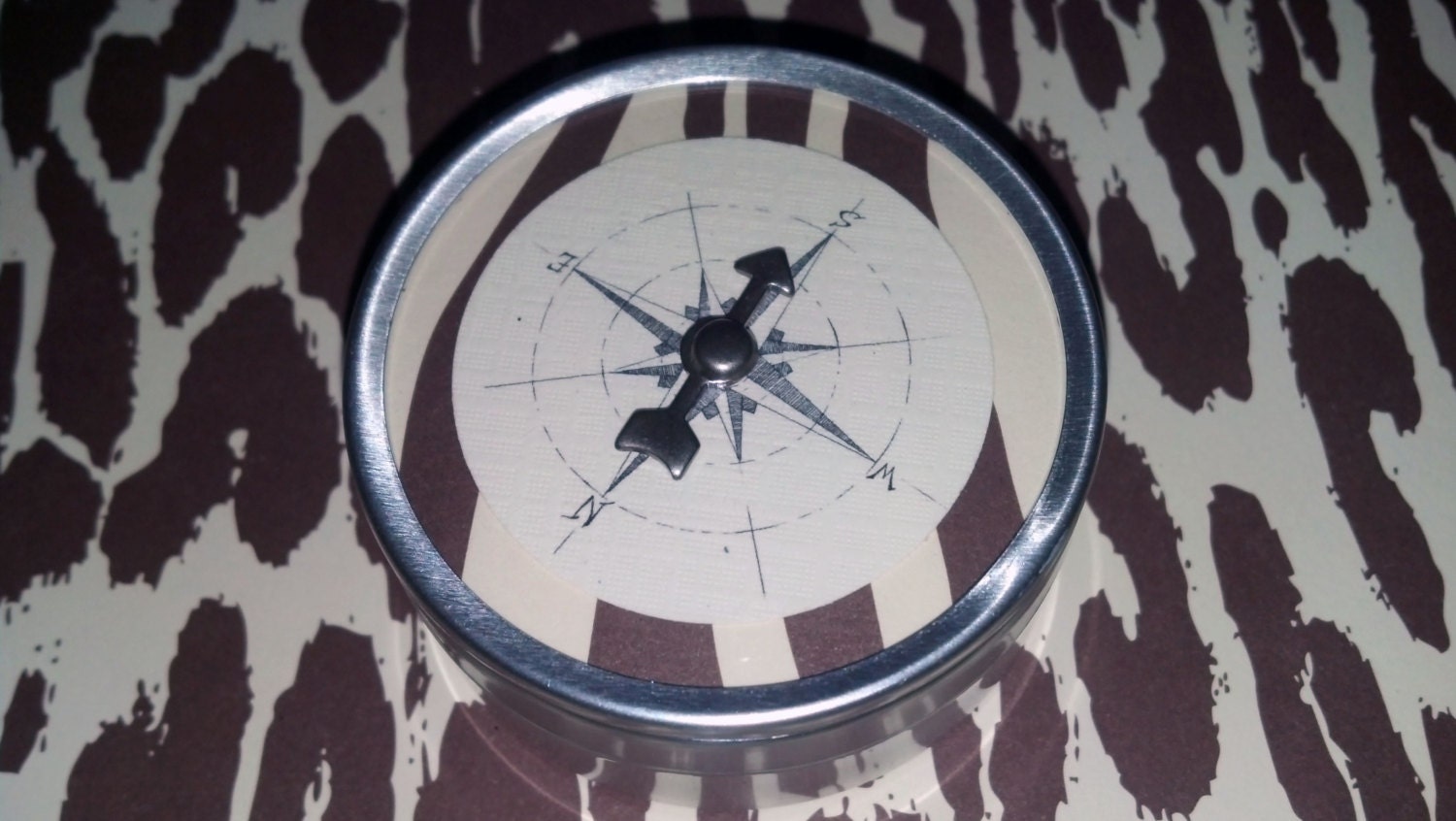 Set of 12 Safari Compass Favor Tins with Spinning Arrow Il_170x135