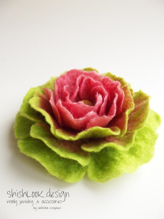 Hand Felted Flower Brooch, Wool Felt Jewelry ,Felted Flower,Flower Pin , Salmon pink & Citrus green