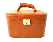 Vintage Tan Leather Case, Make Up Case, Travel Case circa 1960s