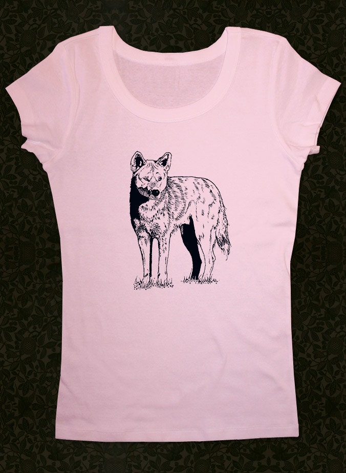 Wolf 02 - Women's Short Sleeve Scoop Neck Cotton T-Shirt Contoured Fit