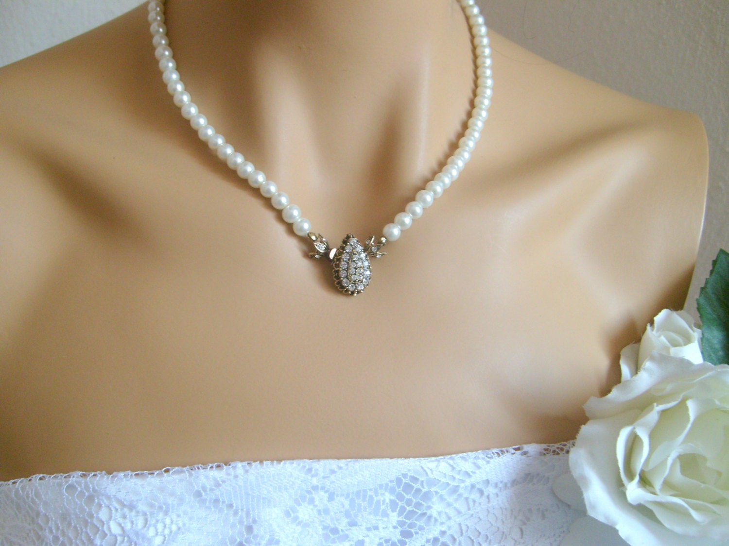 antique brass vintage style full strand ivory pearl classic bridal necklace wedding jewelry bridal jewelry