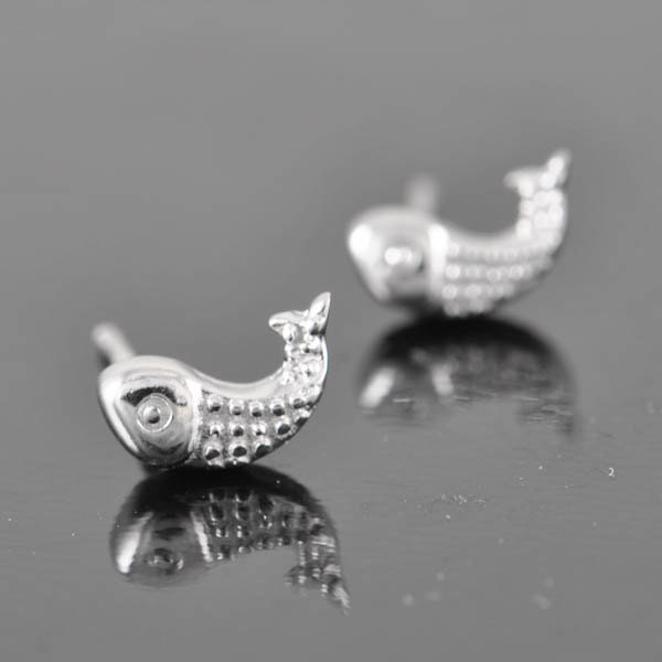 fish earring, sterling silver earring, stud earrings, eco friendly recycled silver, bridesmaid gift, wedding gift