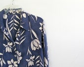 Retro Floral Woman Blouse, Long sleeve Shirt, Woman Top, Size M, L, Blue and white, silk substitute, Elegant, Casual, Urban, Gift for woman