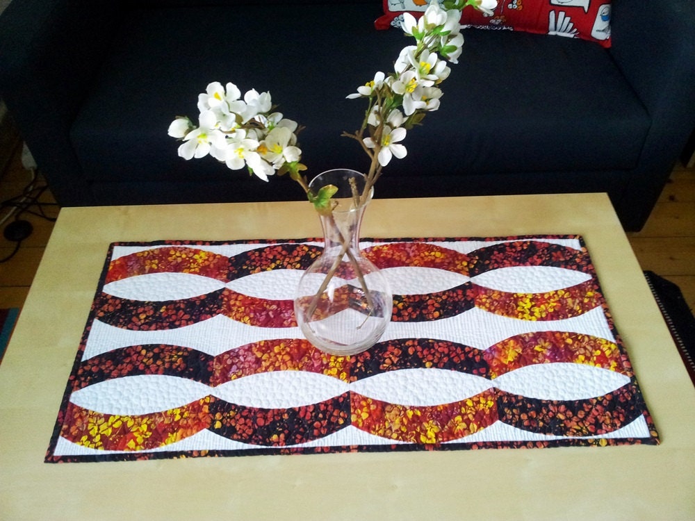 Urban Runner - table runner