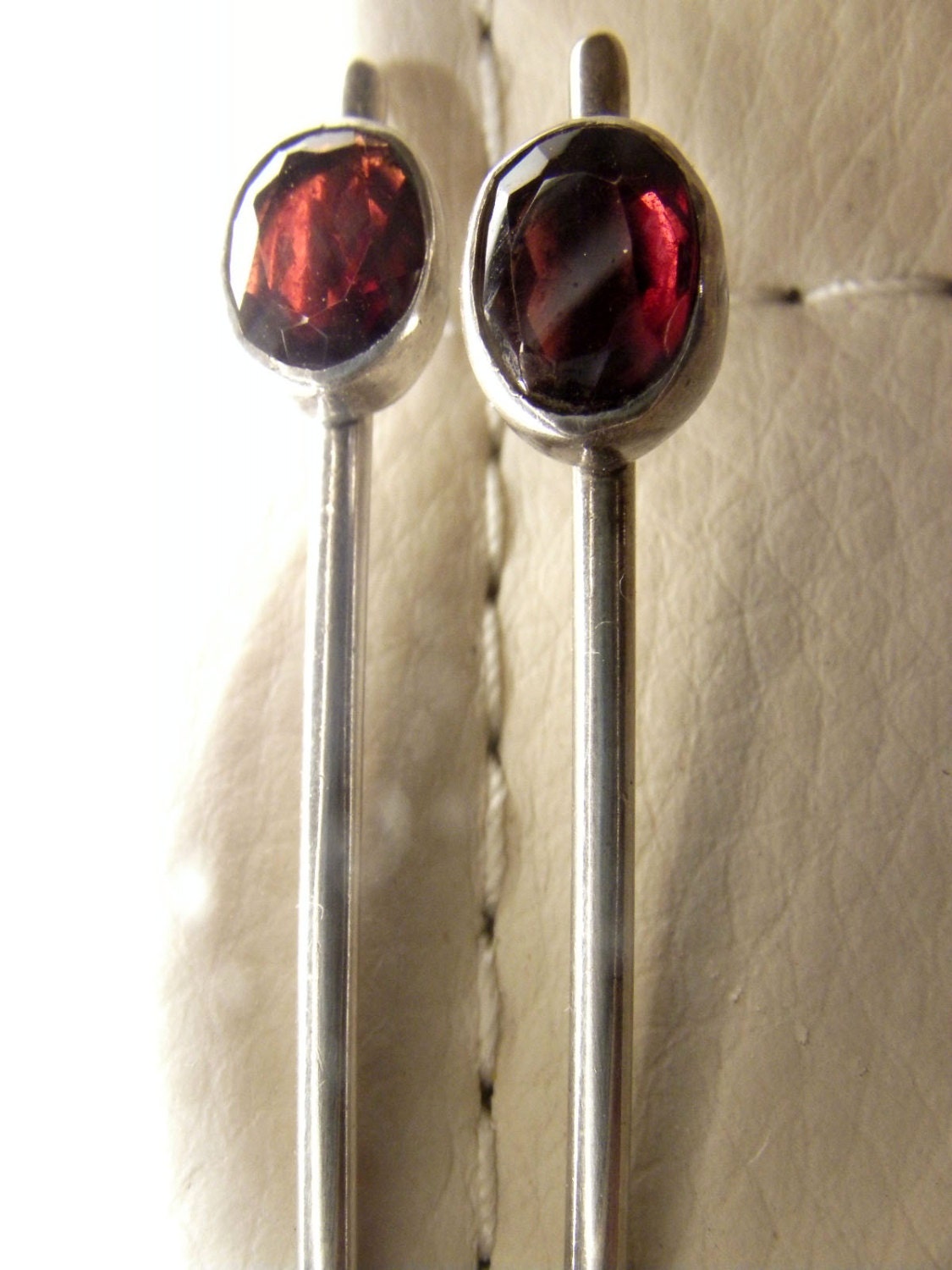 silver earrings with garnet (vintage) FREE SHIPPING - VintageJewelryNsmith