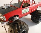 Chevy car crusher pick up Big truck 1/24 scale model car in red