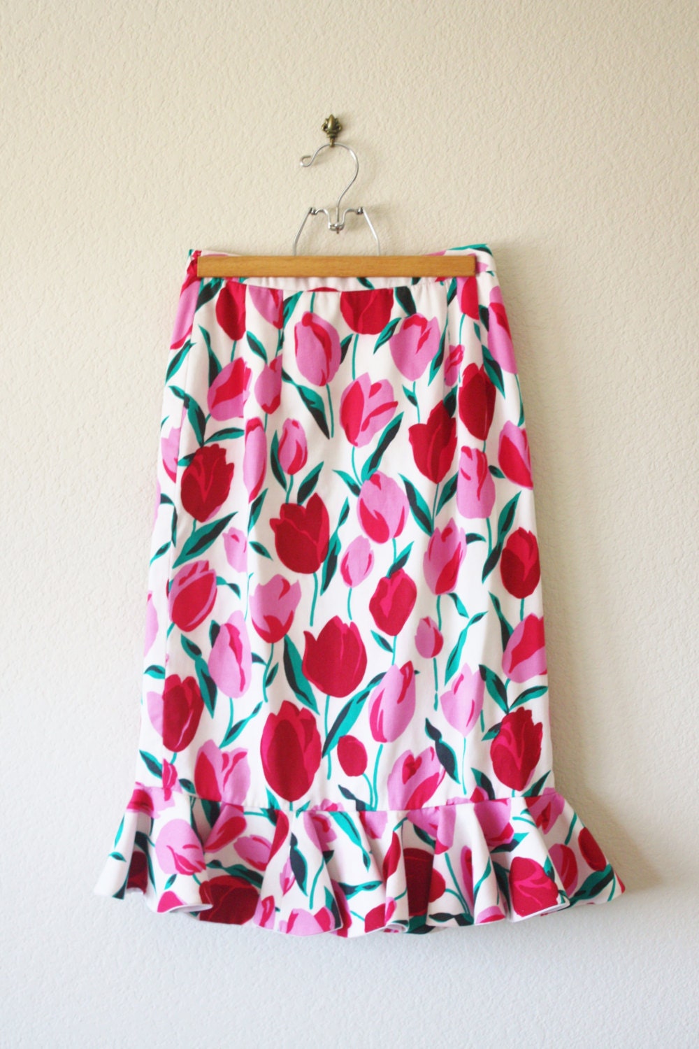 Vintage 1990's Fuchsia Pink Tulip Vivid Flower High Waist Pencil Skirt with Ruffles