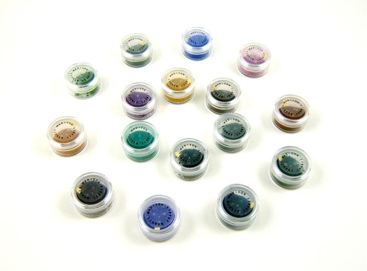 Eye Shadow Mineral Makeup - Matte Eyeshadow Set - 16 Eye Colors - Vegan Eyeshadow