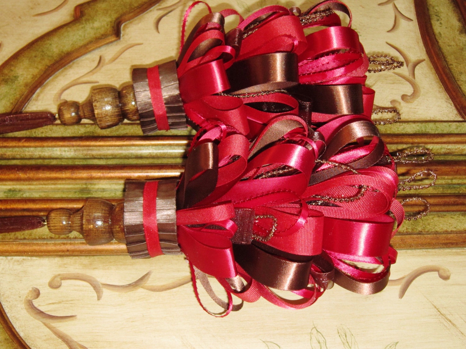 Sherry red,Walnut,Victorian,Finial Curtain Tassel Set