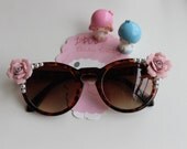 Pink Ceramic Rose & Ivory Pearl Keyhole Sunglasses