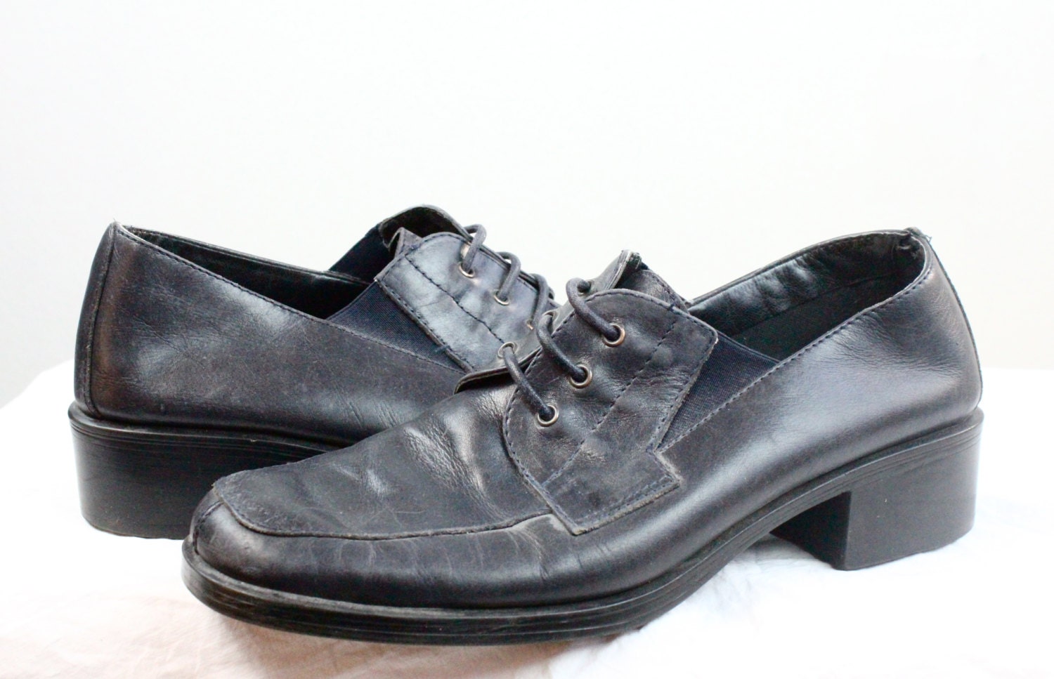 Vintage Navy Blue Lace Loafers Sz 9
