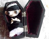Eliza Goth Art Doll in Deco Den Coffin Ooak Gothic Black Halloween Polymer Clay Gift Decoration Decor Figurine