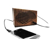 Little wooden desk top Mp3 Speaker