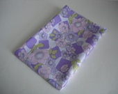 Retro Floral Pretty Pillowcase 1970s Purple Pink and White
