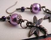 Dragonfly charm earrings. Lavender pearl, purple bead & copper dangles. vintage style jewelry