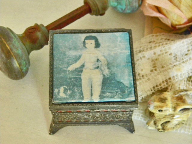 Sweet Metal Jewelry Box Casket Silver Red Ornate Trinket - French Victorian Shabby Chic Gothic Goth - Patina Unique Unusual