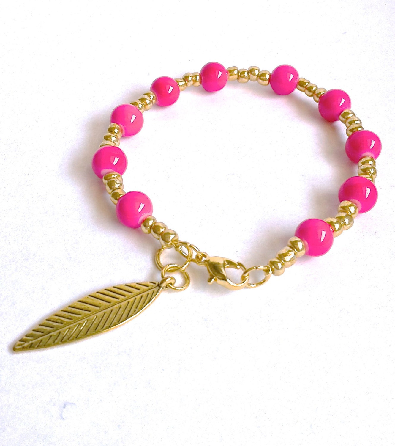 Pink & Gold Beaded Bracelet with Gold Leaf Charm - Wire Bracelet with Clasp - Layering Bracelet