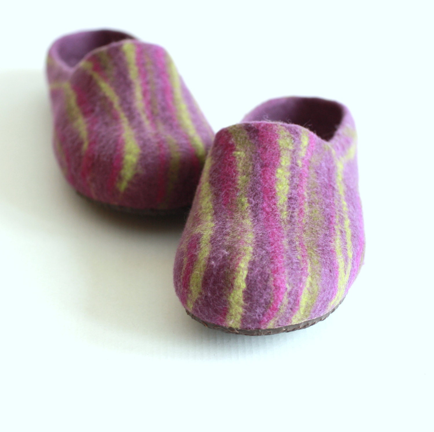 Women house shoes - felted wool slippers - Mothers day gift - purple / violet  with green stripes