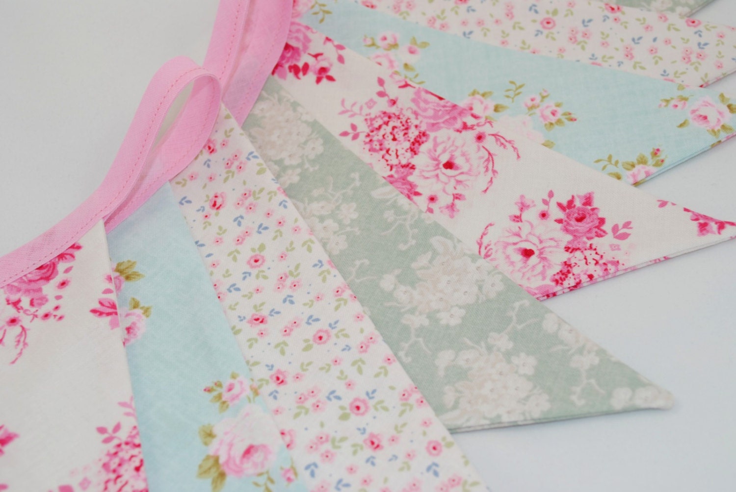 Shabby Chic Party Bunting - TILDA Pretty Blooms - The perfect decoration for Weddings, Parties and Baby Showers