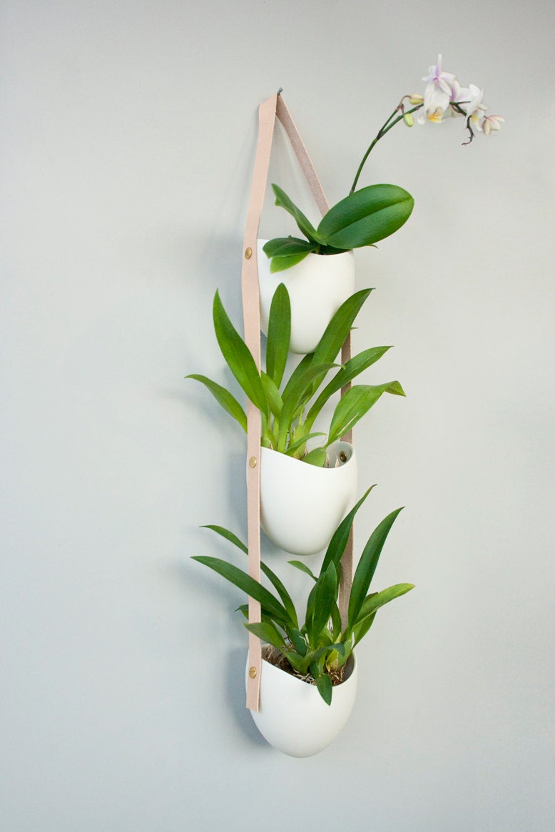 3 tier porcelain and leather planter