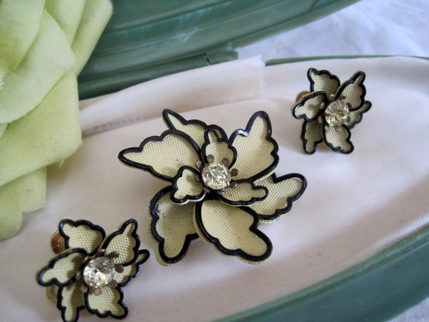 Vintage 60s Yellow Enamel Rhinestone Flower Brooch Set