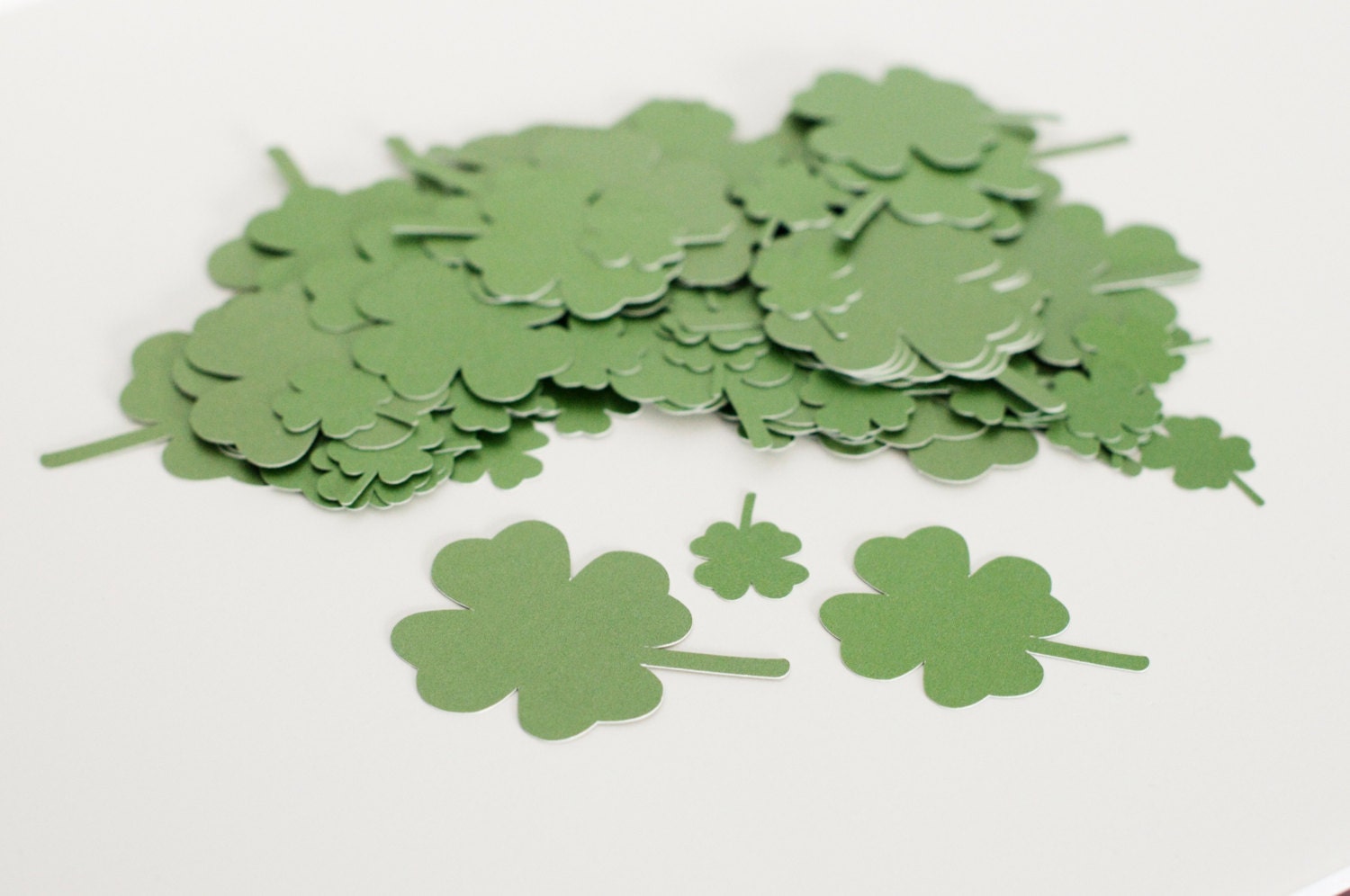 St. Patricks Day Shamrocks Il_170x135