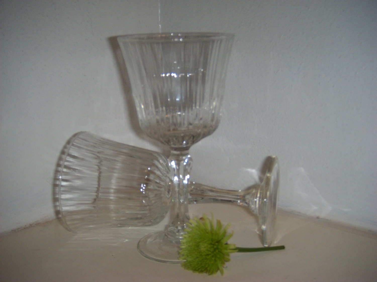 TEN (10) set of 10 beautiful vintage crystal wine glasses