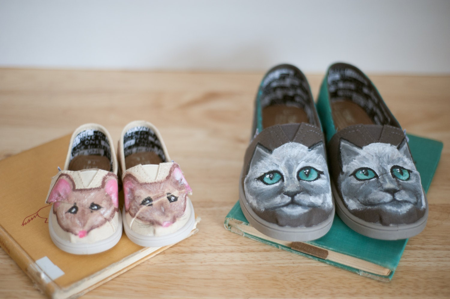 Cat & Mouse Custom TOMS Shoes Set