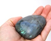 LABRADORITE - Palm Stone
