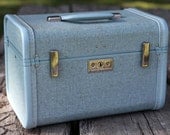 Pale Aqua Blue Tweed Silver Glitter Train Cosmetic Case w/Tray Vintage 1950's Royal Traveller by Shwayder