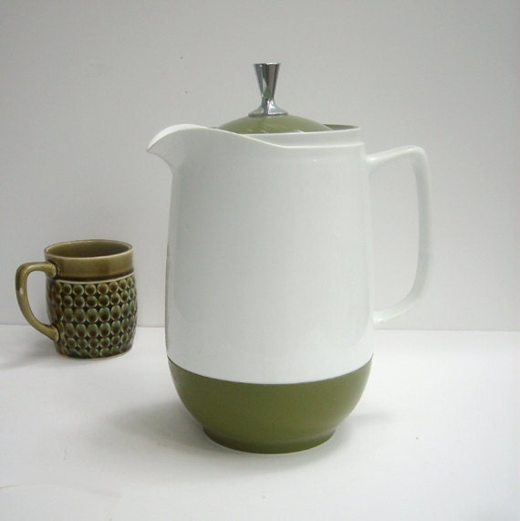 Mid Century Modern PItcher for Tea Water Coffee Thermos
